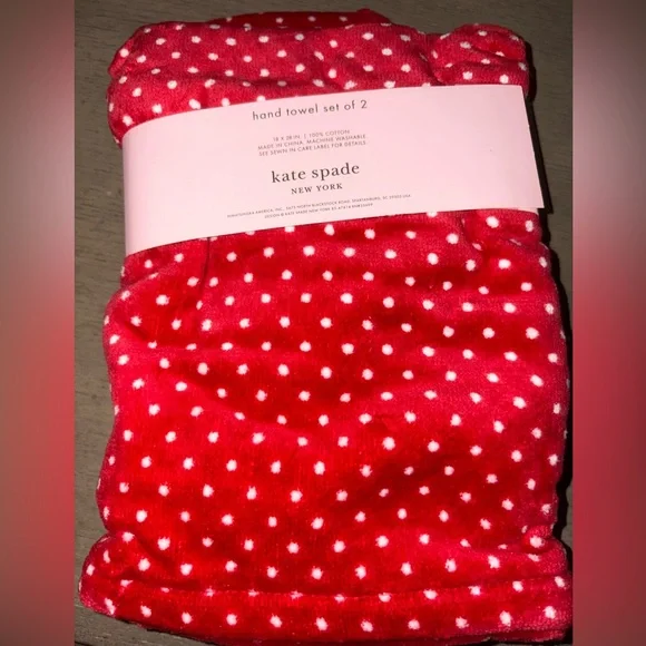 Kate Spade Polka Dot Hand Towel Set of 2 - Picture 3 of 3